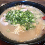 うま屋ラーメン - 特製ラーメン