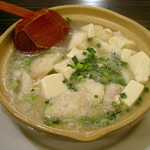 天然居 - 魚炖豆腐(魚と豆腐の煮込み鍋)
