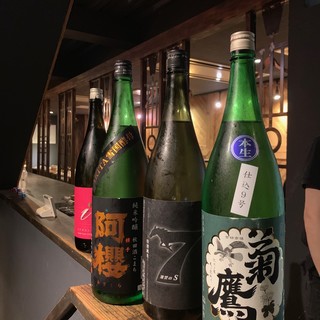 日本酒も豊富にご用意しております