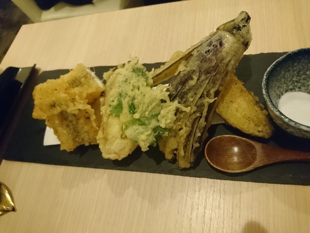 日本酒 バル しずく