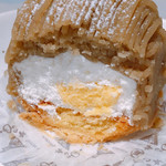 栗の木テラス - 栗ペースト、生クリーム、スポンジ、タルト生地が絶妙なバランスで美味しい♡