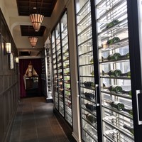 ビストリア ギャッツビー - 入口から店内へ