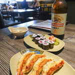 Chopstix - （コンプリメンタリー）海老餃子と、99セント鉄火巻き。