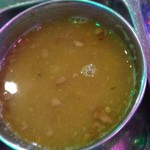 ムスタング タカリ - ダル（豆スープ）