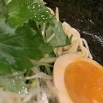 担々麺 にし森 - 期間限定　煮干し油そば　850円。