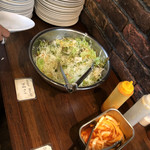 インド村 - ドレッシングは2種あり