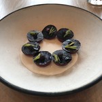 108 - ★7.5BLACK CURANT SORBET with hazelnut milk