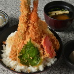 Limited to 10 meals Ebikatsudon (Monday to Friday)