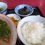 母城 - 2019年10月　ご飯、なすの煮びたし、青野菜の和え物、漬物