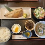 和久 - 焼魚とアサリ汁セット@780