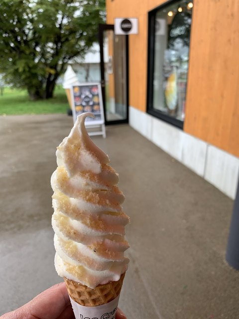 ice cream cone chacos