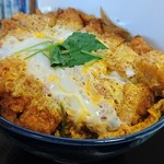 Nomimeshiya Ippuku - 上カツ丼。かなりイケてます。