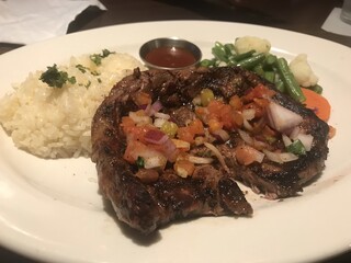 上野で肉メインのランチを食べよう おすすめのお店選 食べログまとめ 上野で肉メインのランチを食べよう おすすめのお店選 食べログまとめ