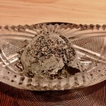 はらまさ - デザートの黒ゴマのアイスクリーム