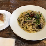 trattoria tanabata - 茄子と木の子と秋刀魚のスパゲッティ