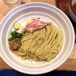 塩そば まえだ - 麺アップ