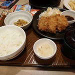 ガスト - ヒレカツ膳(1153円)