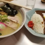 Menkoimakishimu - ハーフカレー&ラーメン