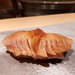 鮨 猪股 - 赤貝　宮城県閖上