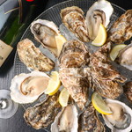 キヨリト サカノバ 酒挟む