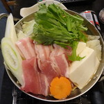 h Sumibiyaki Kisaburou No Yakitori - 豚みそ鍋
