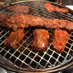 焼肉ダイニングなんべんでん - 