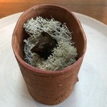 noma - ★9 quail egg in salted ramson leaves