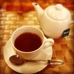 ピッコロ ベルゲン - 紅茶。