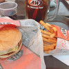 Ａ＆Ｗ 名護店