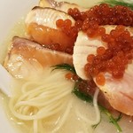 麺屋 六感堂 - ★元祖★鮭白清湯(サーモン親子ラーメン)