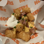 HOOTERS - 