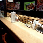 リンガーハット - 店内