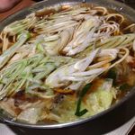 Motsunabe Yamashou - もつ鍋（麺，ねぎ投入後）