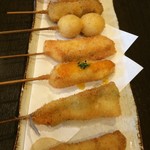 串かつ・釜めし 楽 - 料理写真:串カツ〜サクッと軽いです♪