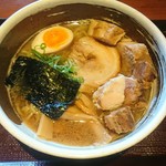 Chaya Tei - しょうゆラーメンに端しっこチャーシューをトッピング