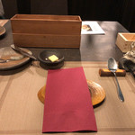 Shinjouya - お箸でいただくフレンチ。箸置きがお洒落