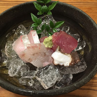 ろっこん -  ろっこん -