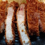 とんかつ　和豚 - 2019年9月　和豚さんの和豚もちぶた　ロースかつ定食（200ｇ）　1600円