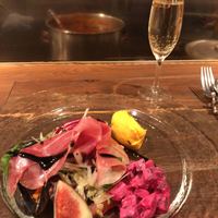 キャトルラパン　神戸三宮 - 前菜とスパークリング