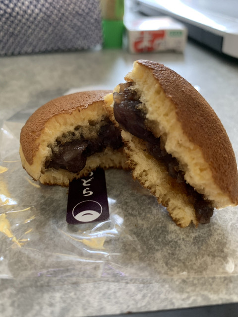 十勝屋 - 黒松（和菓子）の写真