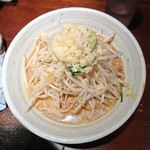 旨辛ラーメン 表裏 - 