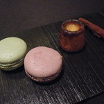 ガストロノミー ジョエル・ロブション - ミニャルディーズ／マカロン、カヌレ、オレンジピール