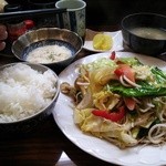 Oshokujidokoro Momo - 野菜炒め定食￥５００