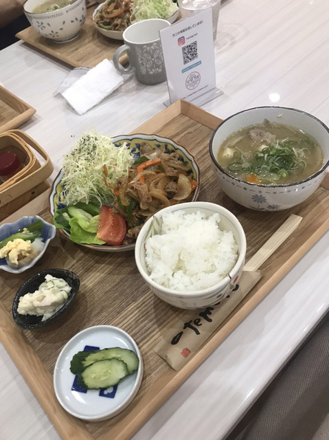 やすまるごはんカフェ 美川 カフェ 食べログ