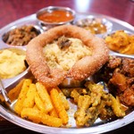 プルジャ ダイニング - 