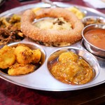 プルジャ ダイニング - 