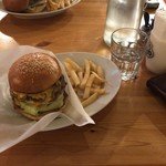 ムースヒルズバーガー - 