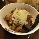 遊酒食堂 宇都宮 - もつ煮(^^)
      牛と豚のミックスだそうです