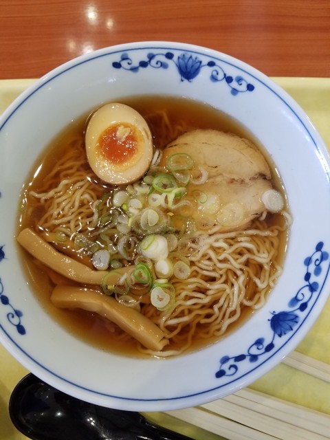 飛騨高山らーめん吉田屋 土岐プレミアムアウトレット店 土岐市 ラーメン 食べログ 飛騨高山らーめん吉田屋 土岐プレミアムアウトレット店 土岐市 ラーメン 食べログ