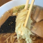 幸来軒 - 麺アップ